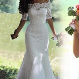 NEW Lace Mermaid Style Wedding Dress Size 4